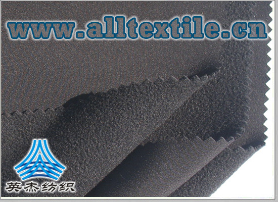 四面彈針織布+75D搖粒絨複合面料